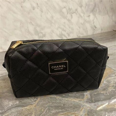 chanel makeup bag small|Chanel cosmetic bag price.